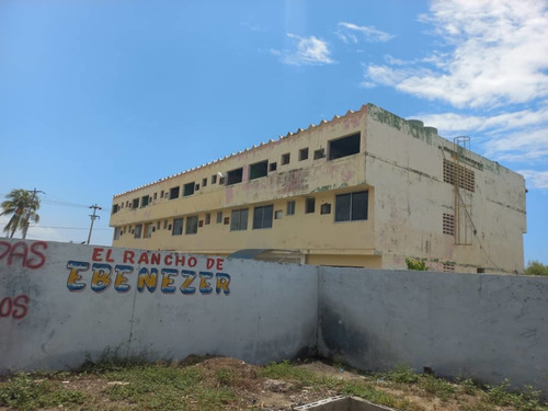 Imagen 2 de 14 de Estación De Servicio En Venta En Puerto Cabello