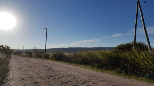 Amplios Terrenos De 2500 Metros Cuadrados Cerca De La Cumbre