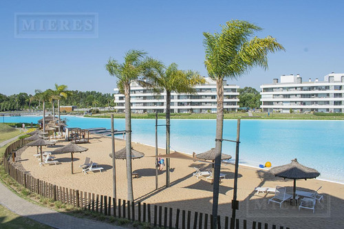 Casa En Venta En Lagoon Pilar