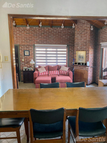 Gran Chalet 4 Ambientes, Sobre Dos Lotes