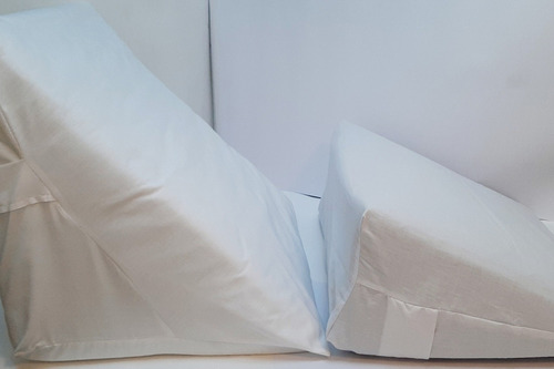 Imagen 3 de 4 de Almohada Cuña Triángulo Fundalavable