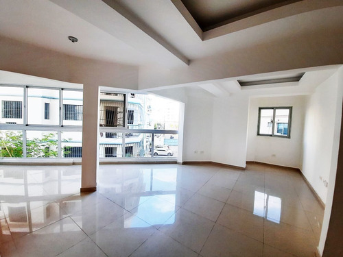 Imagen 3 de 5 de Rento Apartamento En Los Cacicazgos . Vacio