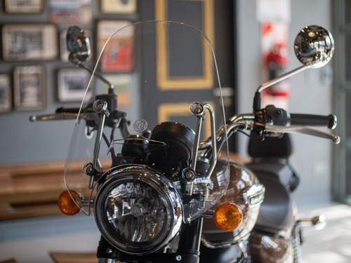 Imagen 10 de 25 de Royal Enfield Meteor 350 Supernova Marrón Reserva Ya