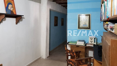 Imagen 11 de 20 de Casa En Mundo Nuevo, Los Robles, Urbanización El Portal De Los Robles, Municipio Maneiro, Isla De Margarita.
