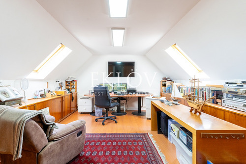 Casa De Lujo En Bosque De Montemar, 8d+6b, 1050 M²