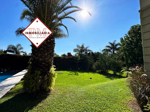 Hermosa Propiedad En Venta En El Corazón Del Barrio Privado Fincas De Iraola 1 - Con Piscina!!