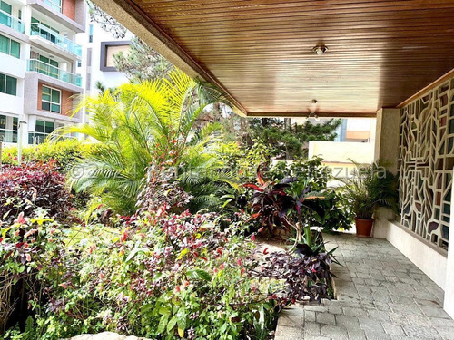Apartamento En Alquiler En Los Naranjos De Las Mercedes 25-18685 As
