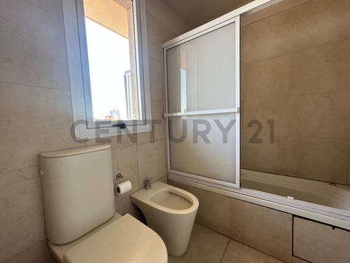 Venta Depto 2 Ambientes Con Cochera - Torre De Primer Nivel - Palermo Hollywood
