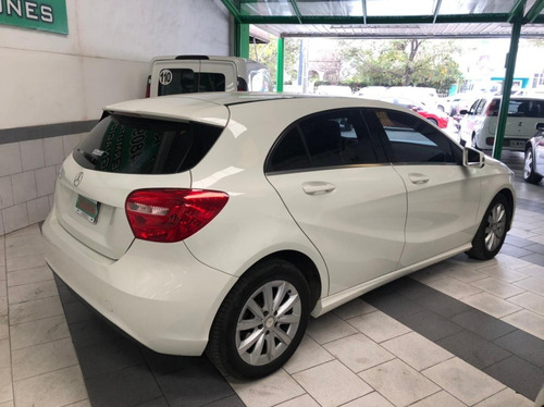 Imagen 9 de 9 de Mercedez Benz A 200 Blue Efficiency 5 Ptas 2013