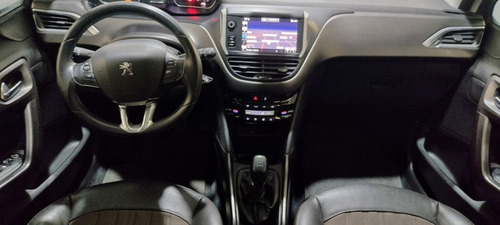 Imagen 15 de 15 de Peugeot 2008 1.6 Feline Manual