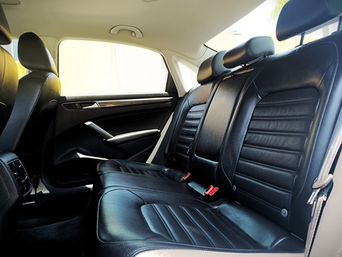 Volkswagen Passat 3.6 Dsg V6 At