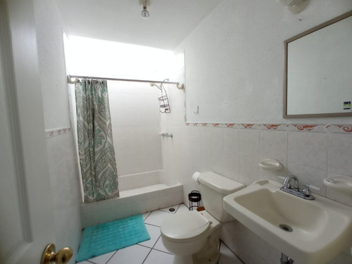 Imagen 23 de 27 de Vendo Preciosa Casa En Excelente Estado, 4 Dormitorios, Muy Cerca De San Lucas