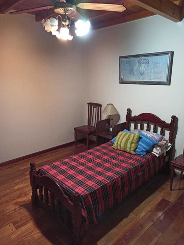 Imagen 9 de 14 de Casa Ph 4 Amb San Justo 3 Dorm,garaje Patio.excelente Estado