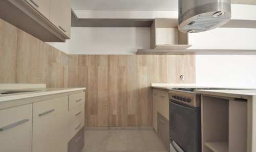 Imagen 5 de 11 de Duplex En Venta En Ituzaingo Norte