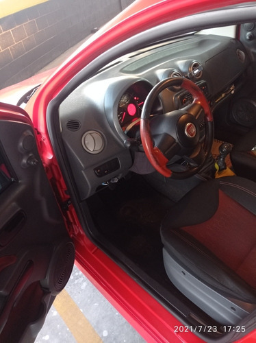 Imagem 5 de 10 de Fiat Uno 2012 1.4 Sporting Flex 5p