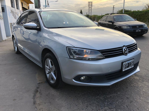 Volkswagen Vento 2.5 Advance Plus 170cv 2014