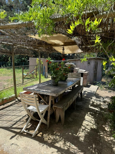 Casa En Venta Con Gran Terreno En Limache