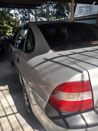 Imagem 5 de 14 de Chevrolet Vectra 1999 2.2