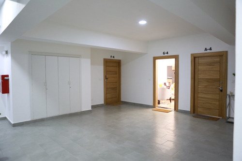 Imagen 29 de 30 de Vendo/alquilo Moderno Apart En Gascue