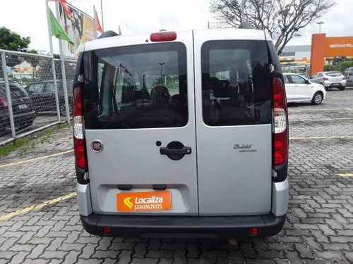 Imagem 2 de 9 de Fiat Doblò 1.8 Mpi Essence 7l 16v Flex 4p Manual