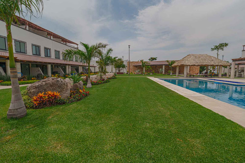 Casa En Venta Santa Fe Xochitepec Morelos - 15 Min Cuernavaca