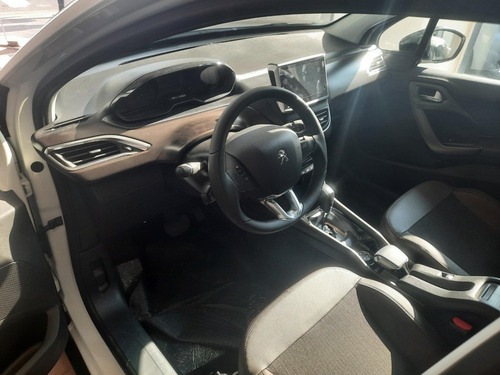 Imagen 4 de 12 de Peugeot 2008 1.6 Thp Sport Tip Mc