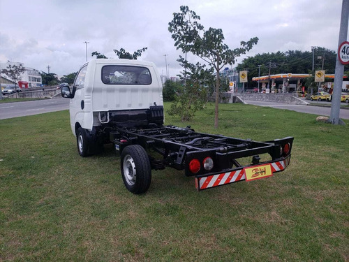 Kia Motors Bongo 2.5 Std Rs Sem Carroceria