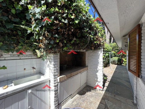 Imagen 28 de 29 de Muy Lindo Chalet Tradicional En Zona Lugano