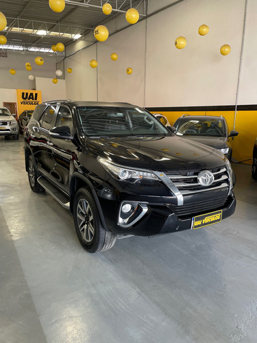 Toyota SW4 2.8 Tdi Srx 7l 4x4 Aut. 5p