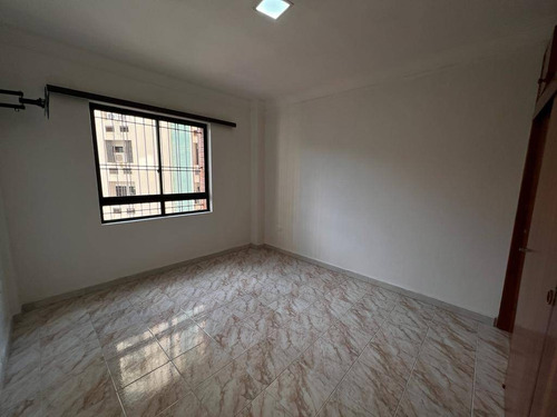 Imagen 11 de 14 de Venta De Apto En Las Chimeneas 160mts Alexandra Ramírez