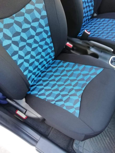 Imagen 2 de 10 de Cubreasientos Automotrices
