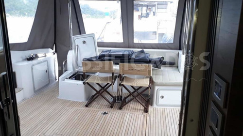 Imagem 2 de 15 de Azimut 56 - 2017 - 2x Volvo D11 Ñ Intermarine Sessa Sedna Nx