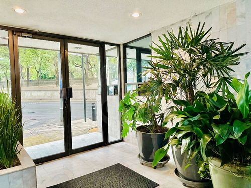 Edificio En Venta En Nápoles