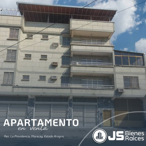 En Venta Espectacular Apartamento En Maracay, Residencias La Providencia, 18js