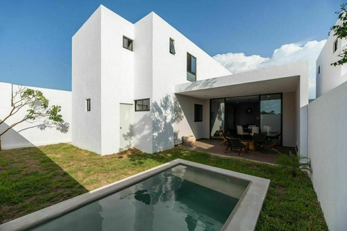Imagen 5 de 22 de Casa En Venta En Privada Residencial Amidanah,temozón Norte
