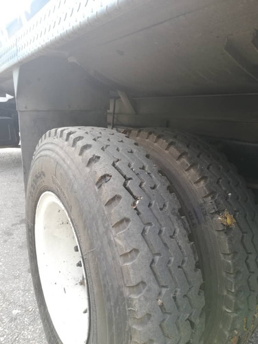 Imagen 10 de 14 de Chevrolet Kodiak Camion Cisterna