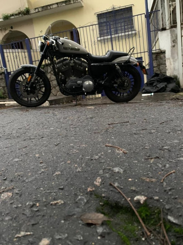 Harley Davidson 1200 Roadster