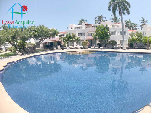 Cad Villas Golf 1 Villa 72. Terraza Con Vista A Las Áreas Comunes