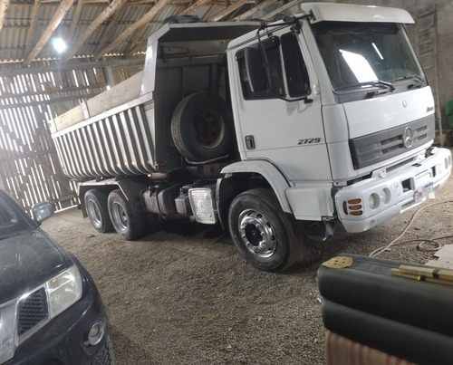 Atron Caçamba 6x4 2014