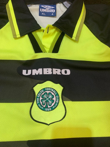 Camiseta De Futbol Umbro Celtic (Usado)