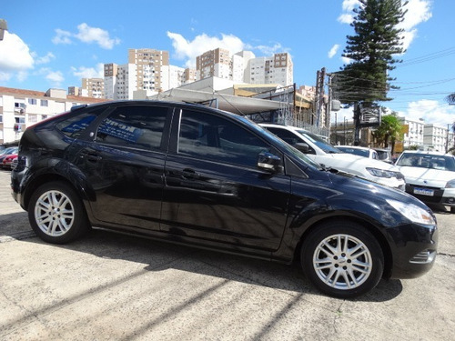 Imagem 5 de 15 de Ford Focus Hatch Ghia Com Teto Solar!! Financiamos 100%!