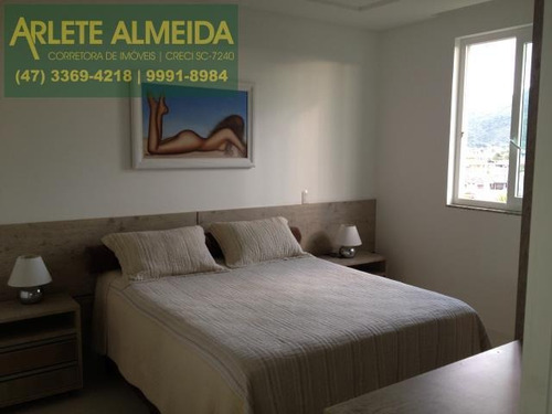 Imagem 6 de 15 de Casa No Bairro Vila Nova Em Porto Belo Sc - 806