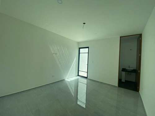 Casa En Venta Merida, Cumbres Dzitya Iii, Mod. Taro 2 Plantas, Febrero 2025