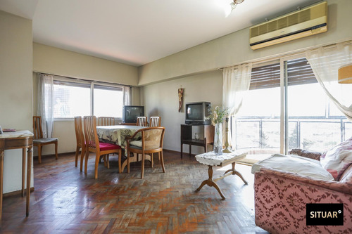 Venta De Departamento 2 Dormitorios + Cochera + Baulera