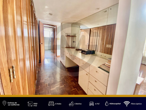 Smc 253-1-1 Reimagina Tu Hogar: Casa Con Vista Al Ávila, ¡potencial Inigualable Precio-valor En Colinas De La California!