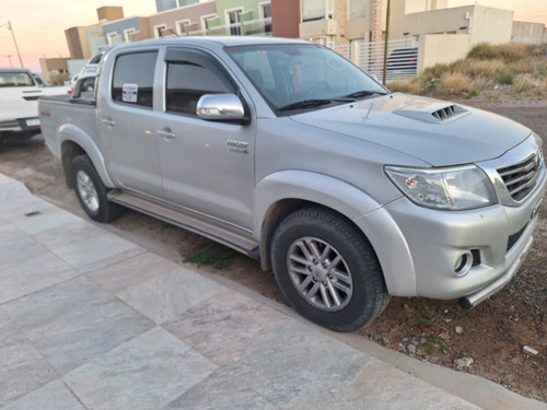 Toyota Hilux 3.0 Cd Srv 171cv 4x4