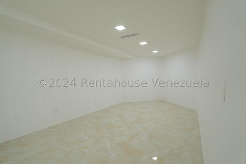 Casa En Venta En Cumbres De Curumo Mls #24-26309
