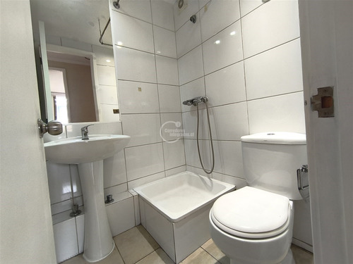 Excelente Departamento En Arriendo De 2 Dorm. En Santiago