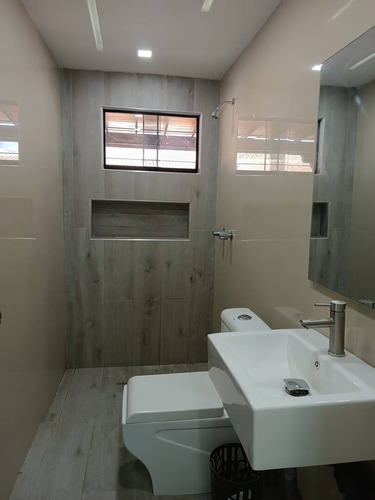 Imagen 12 de 17 de Marialba Giordano 04143417010 En Venta Hermosa Casa Amoblada En Agua De Canto-san Diego Cod 212517