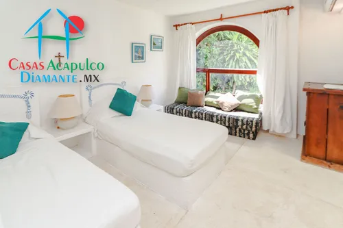 Cad Casa Ticitzin. Copropiedad. Terraza Con Alberca, Camastros Y Con Vista A La Bahía De Acapulco
